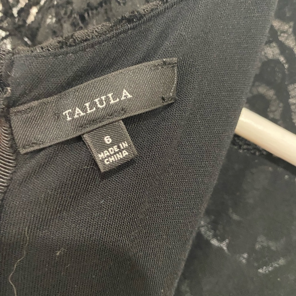 Aritzia TALULA 'Belgravia Dress' Lace Fit & Flare LBD sz 6 - Picture 5 of 5